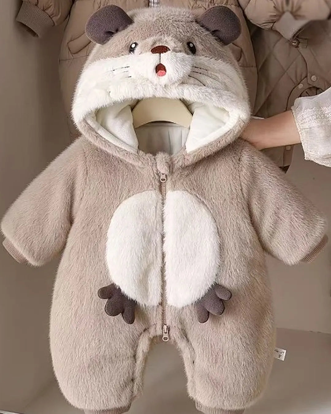 Little Mouse – front view